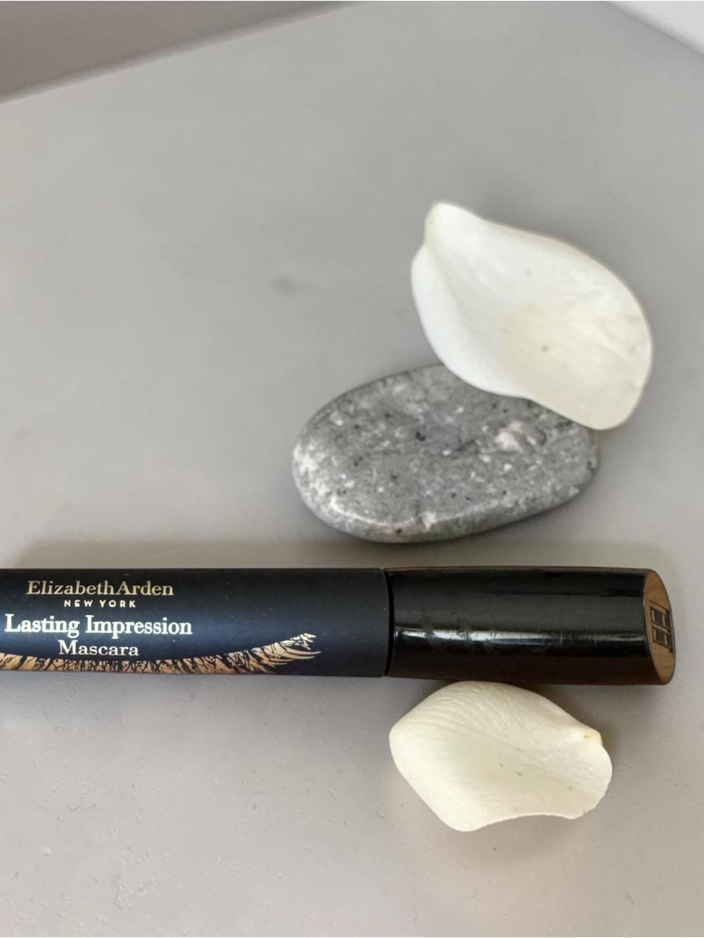 Elizabeth Arden Lasting Impression Mascara in Black FULL SIZE/NO BOX